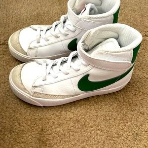 Nike blazer boys size 13